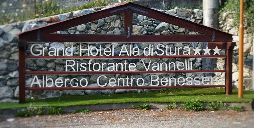 Grand Hotel Ala Di Stura Exteriör bild